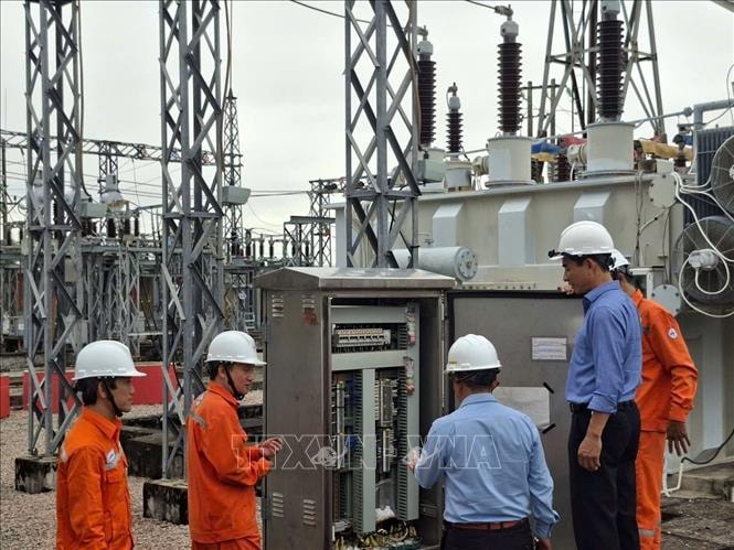 Kích hoạt kế hoạch ứng phó khẩn cấp bảo vệ hệ thống điện quốc gia