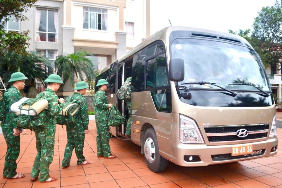 Bộ đội Biên phòng tăng cường lực lượng hỗ trợ nhân dân ứng phó bão số 13