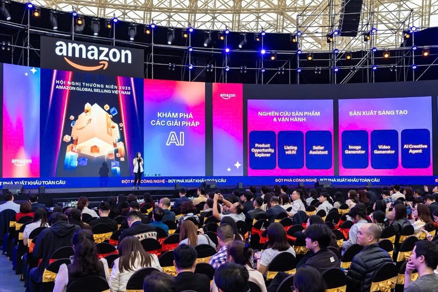 Mở rộng dịch vụ logistics xuyên biên giới cho doanh nghiệp Việt