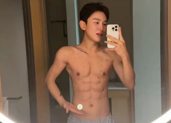 Chi 4 triệu nhân dân tệ tiêm chất làm đầy để có bụng 8 múi