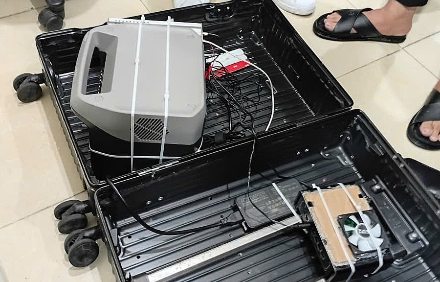 Phát hiện trạm BTS giả đựng trong vali du lịch