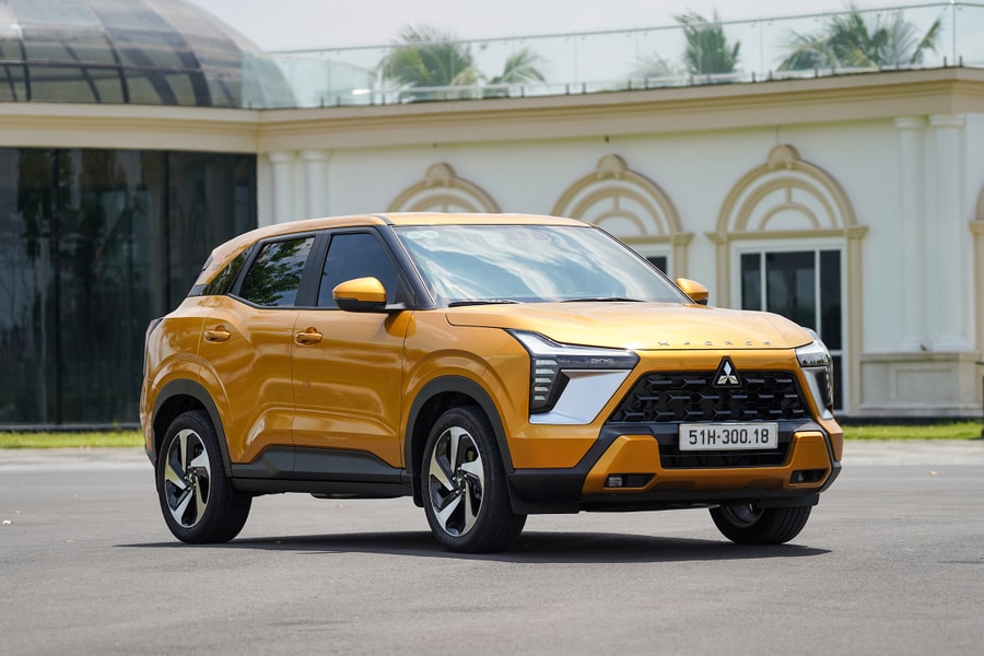 Mitsubishi giảm giá xe chục triệu đồng tháng 11