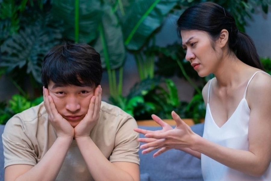 Chồng thản nhiên đòi 300.000 đồng, tôi oà khóc chấm dứt cuộc hôn nhân