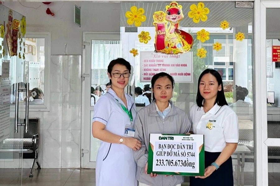 Người đàn ông bị bỏng do điện giật được bạn đọc hỗ trợ hơn 370 triệu đồng