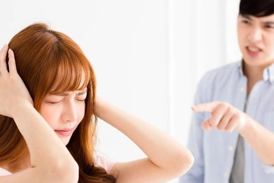 Cách bạn trai "đối xử" với 1.000 đồng khiến tôi chán đến mức chia tay