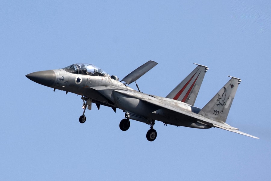 Israel không kích loạt mục tiêu ở miền nam Lebanon