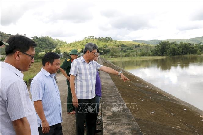 Lâm Đồng: Kiểm tra khẩn công trình thủy lợi ven biển và các điểm dân cư bị ngập nặng