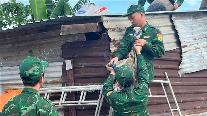 Khôi phục nhanh nhất hạ tầng, bảo đảm cung cấp viễn thông tại khu vực bị ảnh hưởng do bão