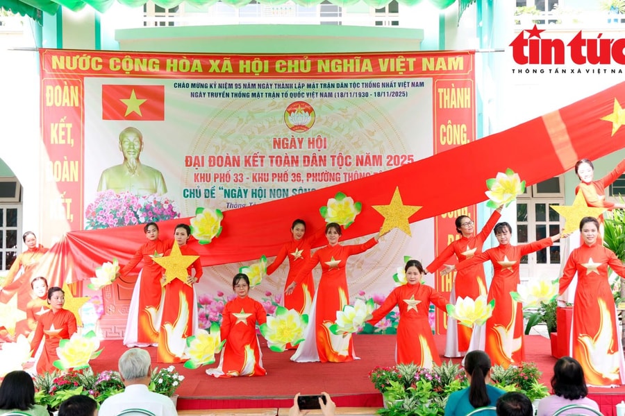 Sôi nổi Ngày hội Đại đoàn kết toàn dân tộc tại TP Hồ Chí Minh