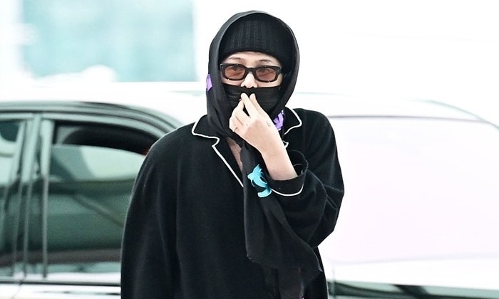 G-Dragon biến đồ ngủ thành mốt hot