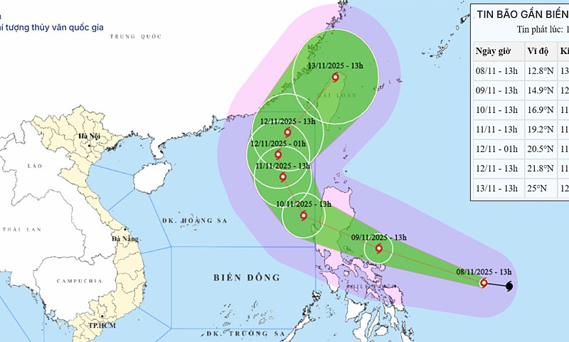 Bão Fung-Wong mạnh cấp 13, sắp vào Biển Đông