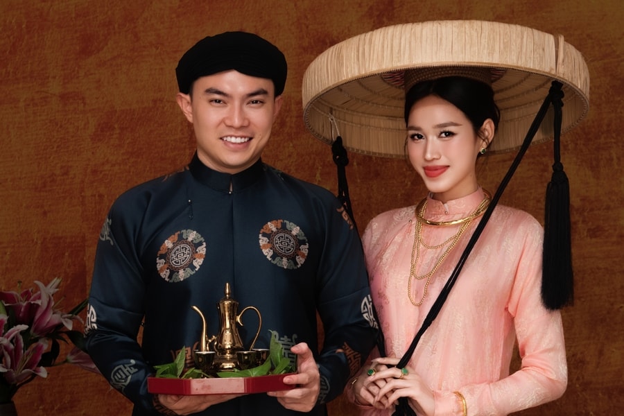 Vợ chồng Đỗ Thị Hà tái hiện đám cưới xưa