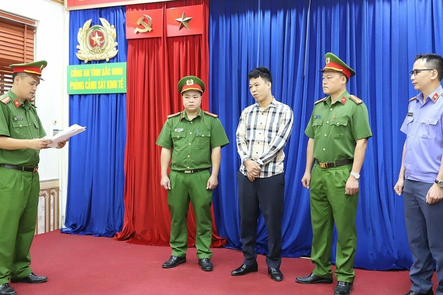 Dụ khách mua nhà đổ tiền vào 'dự án ma', lừa 130 tỷ đồng