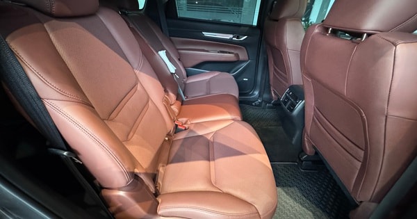 Ô tô bắt buộc có ghế an toàn cho trẻ em