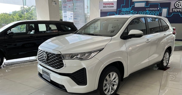 "Ông vua MPV" tại Việt Nam bất ngờ xuống dưới 500 triệu đồng