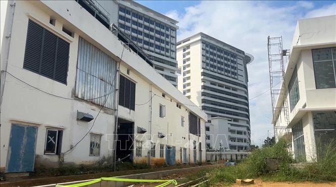 Chuyện quản lý: Hai công trình bệnh viện 'nghìn tỷ' phơi nắng ở TP Hồ Chí Minh