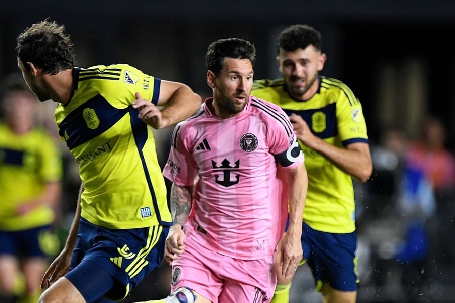 HLV Inter Miami thán phục khả năng pressing của Messi