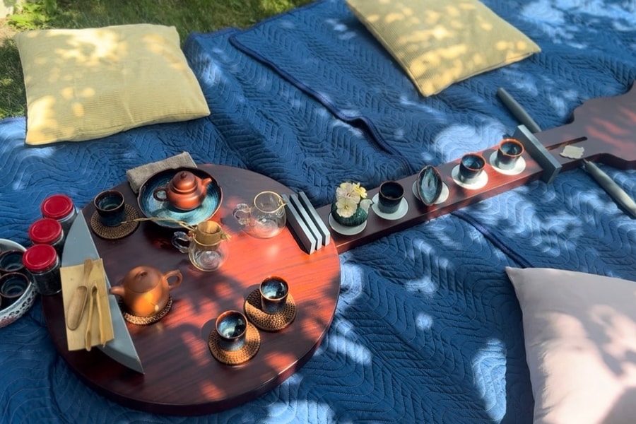 Khi văn hóa Việt được kể bằng chén trà sen