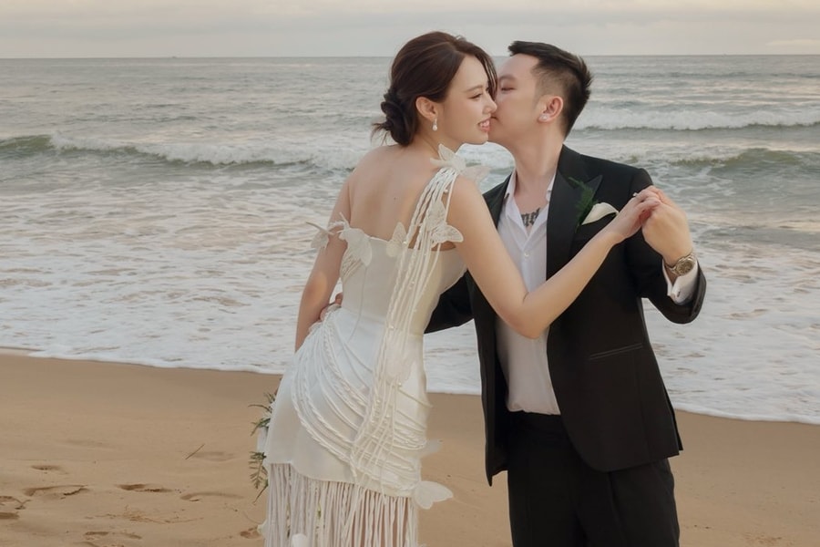 Ảnh cưới trên biển của Á hậu Tâm Như
