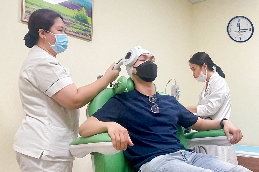 Ngủ li bì không muốn dậy là bệnh gì?