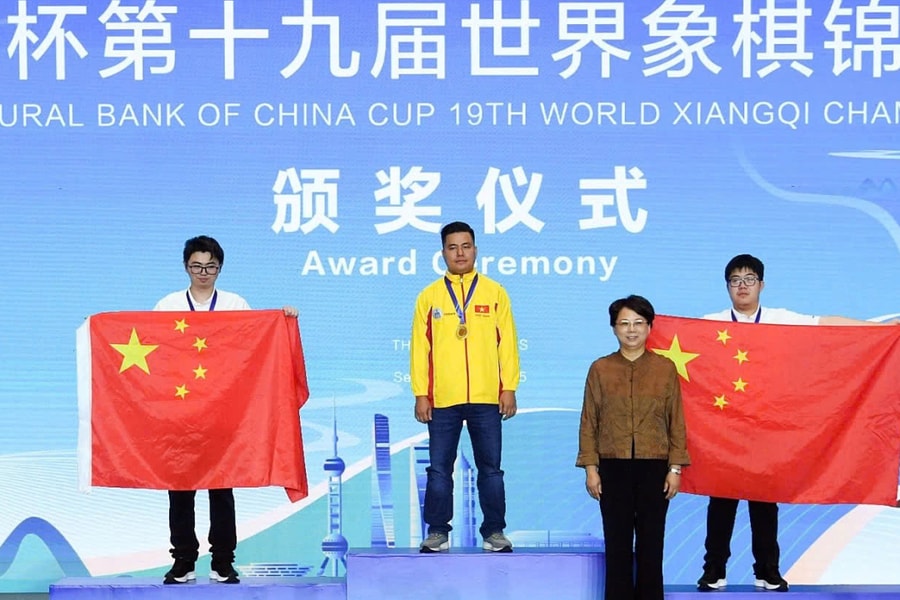 Truyền thông Trung Quốc: 'Lại Lý Huynh đừng mong vô địch châu Á'