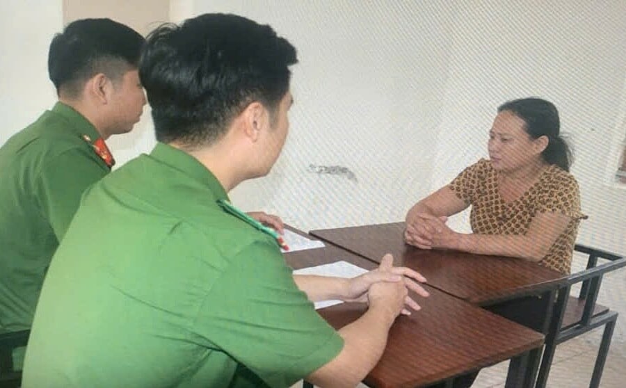 Người phụ nữ làm nghề bốc mộ lừa bán 'suất' đất dự án