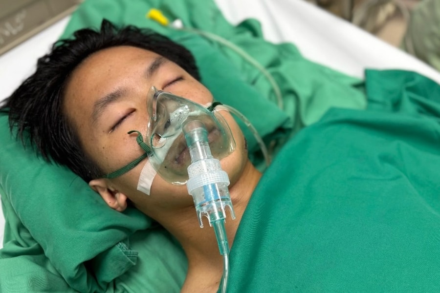 Cháu mồ côi bị hôn mê sâu, chú ruột lần đầu xuống xuôi mong giúp đỡ