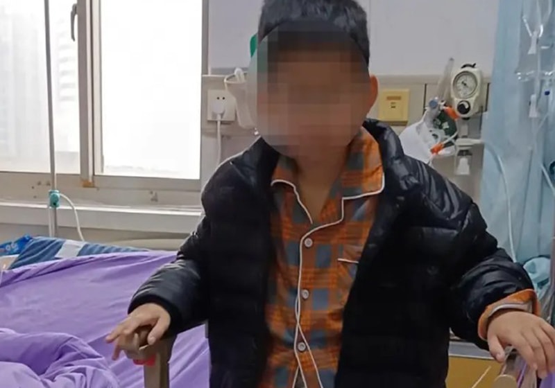 Bé trai 10 tuổi bị cắt gần hết hệ tiêu hóa do sai sót y tế