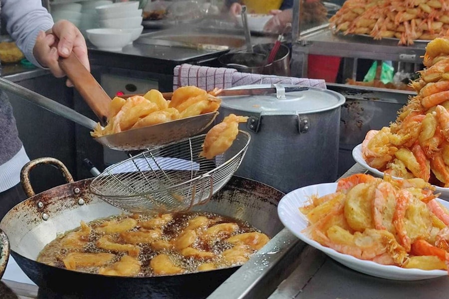 Những món Việt vào top chiên giòn ngon nhất châu Á