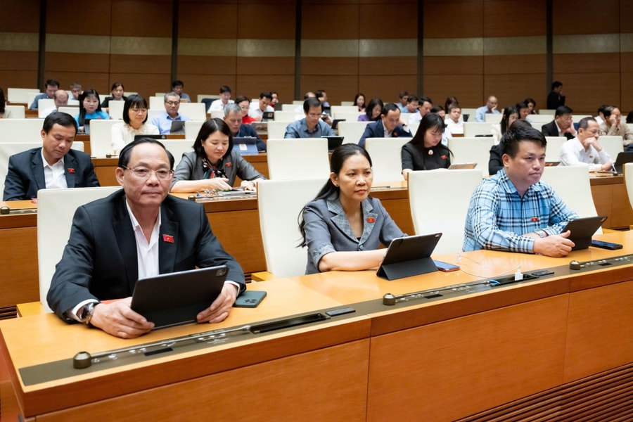 Quốc hội cho phép dùng hơn 23.800 tỷ đồng để trả lương cơ sở năm 2026