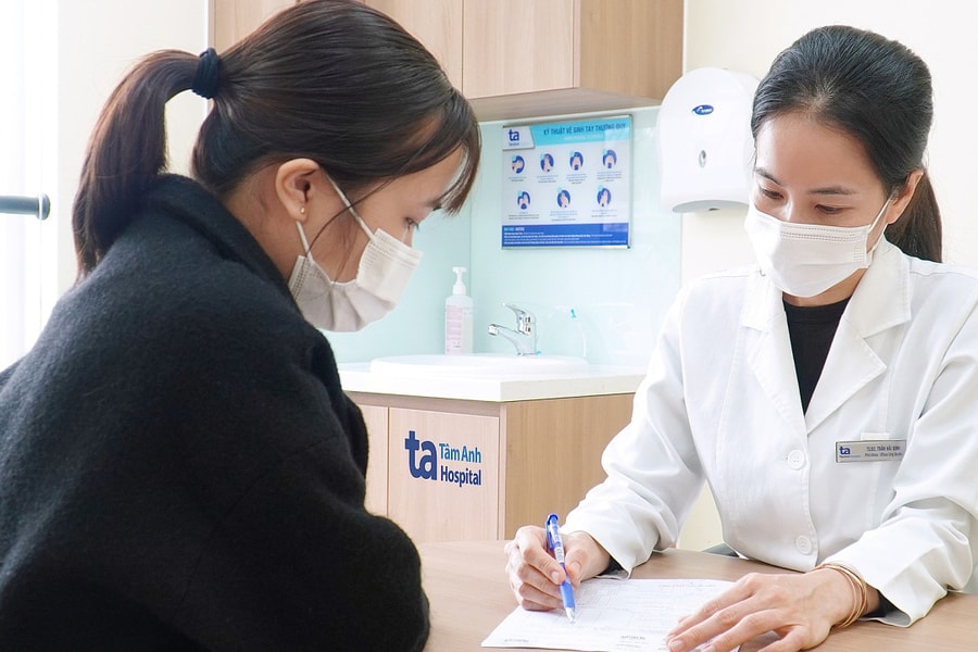 5 thói quen làm tăng nguy cơ ung thư ở người trẻ