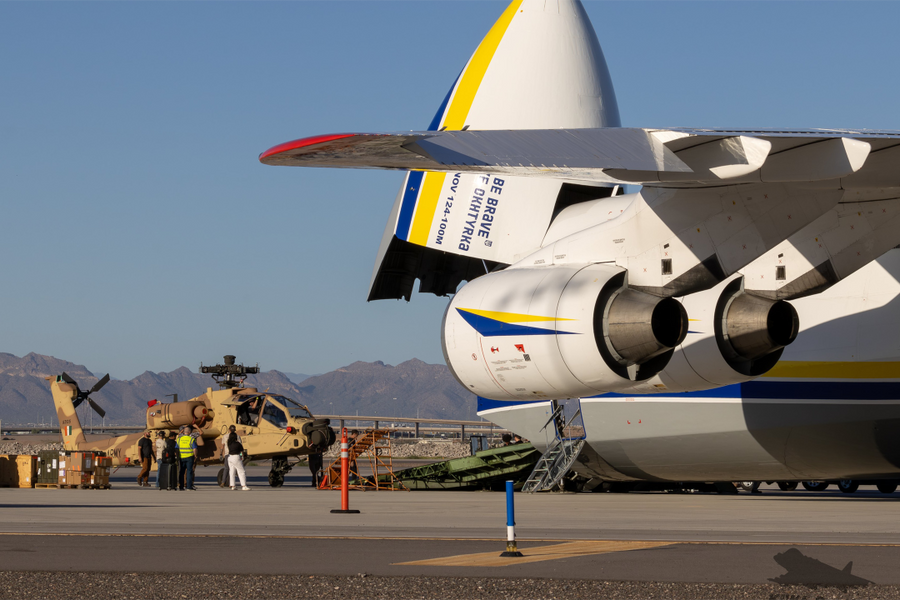 Sự cố bí ẩn ngăn Mỹ giao trực thăng Apache cho Ấn Độ