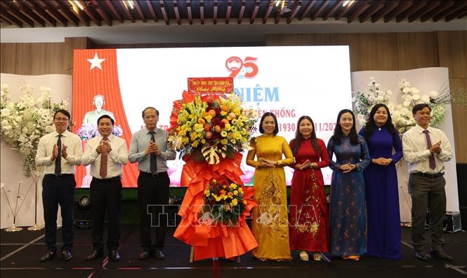 Củng cố sự đồng thuận của nhân dân, tạo khối đại đoàn kết vững mạnh