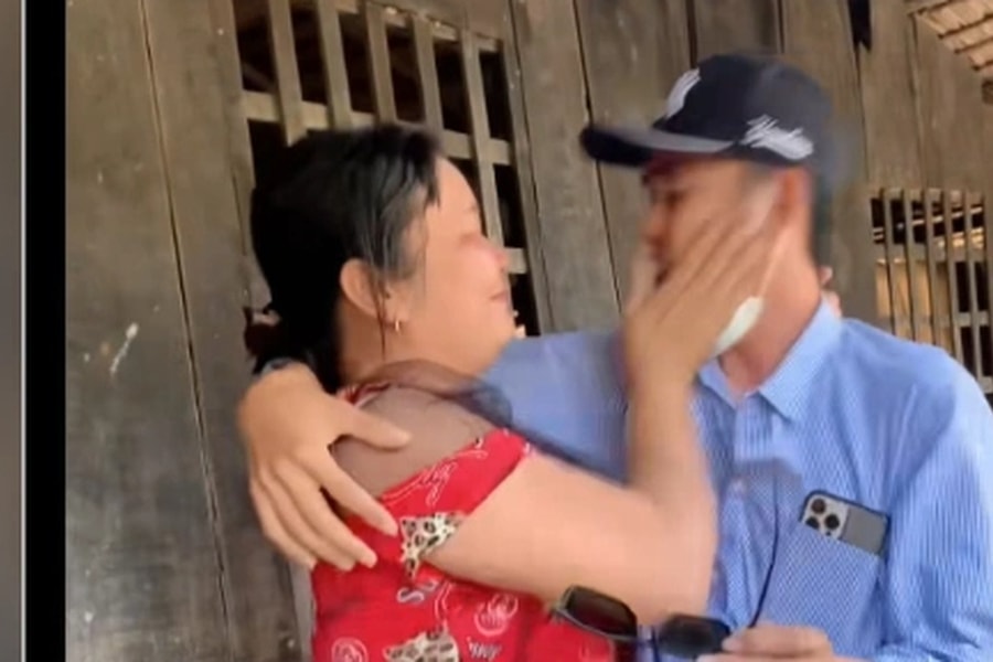 Bí mật từ Nhật về thăm nhà, nam lao động nhận cú tát “trời giáng” từ mẹ