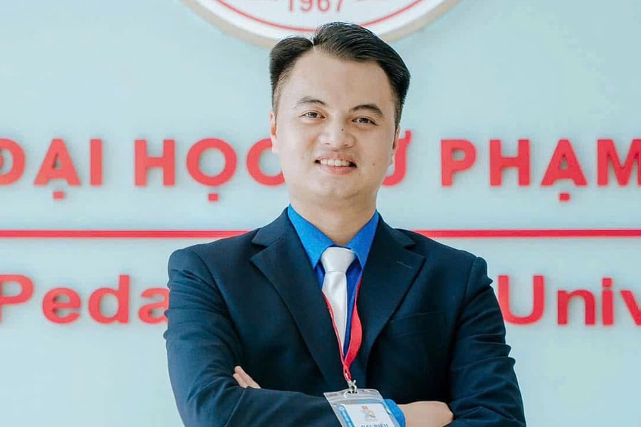 'Đường vòng' của chàng thủ khoa Sư phạm 29 tuổi