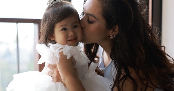 Con gái Á hậu Hoàng My gây chú ý trong ngày sinh nhật mẹ