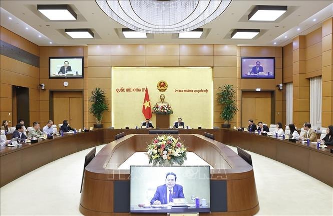 Chủ tịch Quốc hội dự Phiên họp thứ hai của Ban Tổ chức Diễn đàn về xây dựng pháp luật