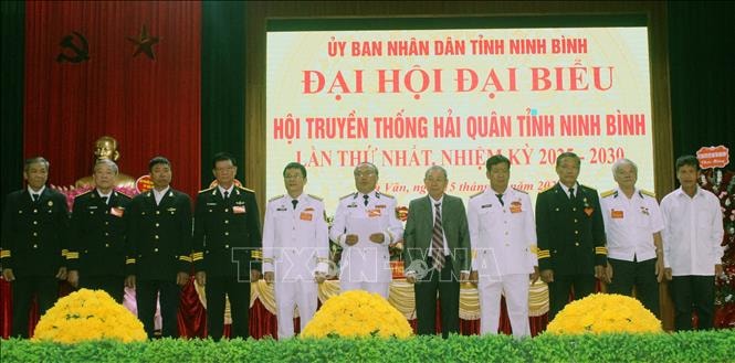 Đẩy mạnh tuyên truyền về biển đảo, truyền thống anh hùng của bộ đội Hải quân