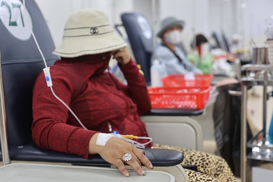 Các bệnh viện lên kế hoạch mua thuốc ung thư của Nga