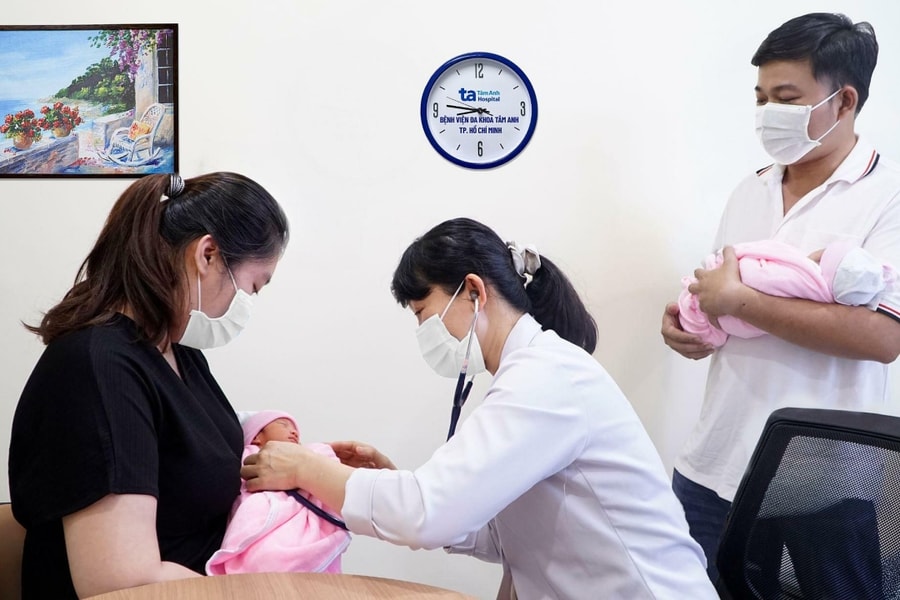 5 nhóm trẻ dễ biến chứng khi nhiễm virus hợp bào hô hấp