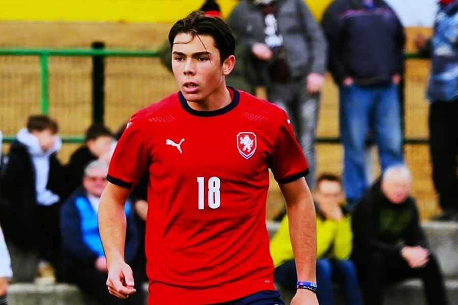 Con trai Buffon tỏa sáng với tuyển U19 CH Czech