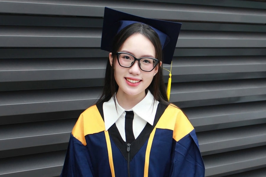 Nữ sinh Việt vào top 5 cuộc thi thiết kế đồ da thế giới