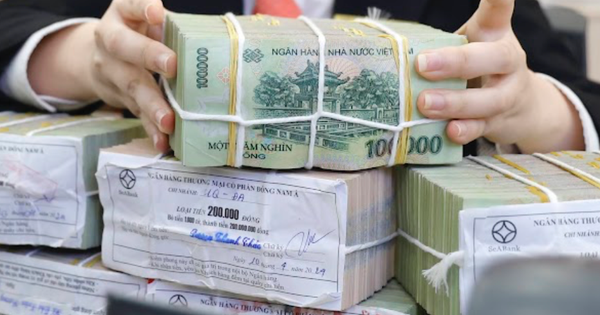 Nhiều ngân hàng giảm lãi suất, tiếp sức khách hàng phục hồi sau bão, lũ