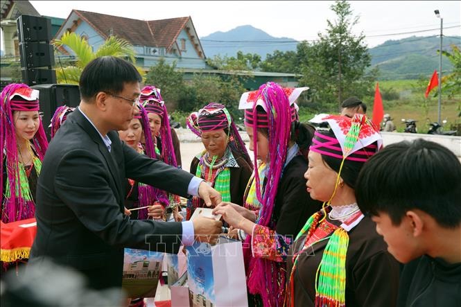 Chăm lo an sinh xã hội, bảo đảm mọi người dân tiếp cận dịch vụ thiết yếu