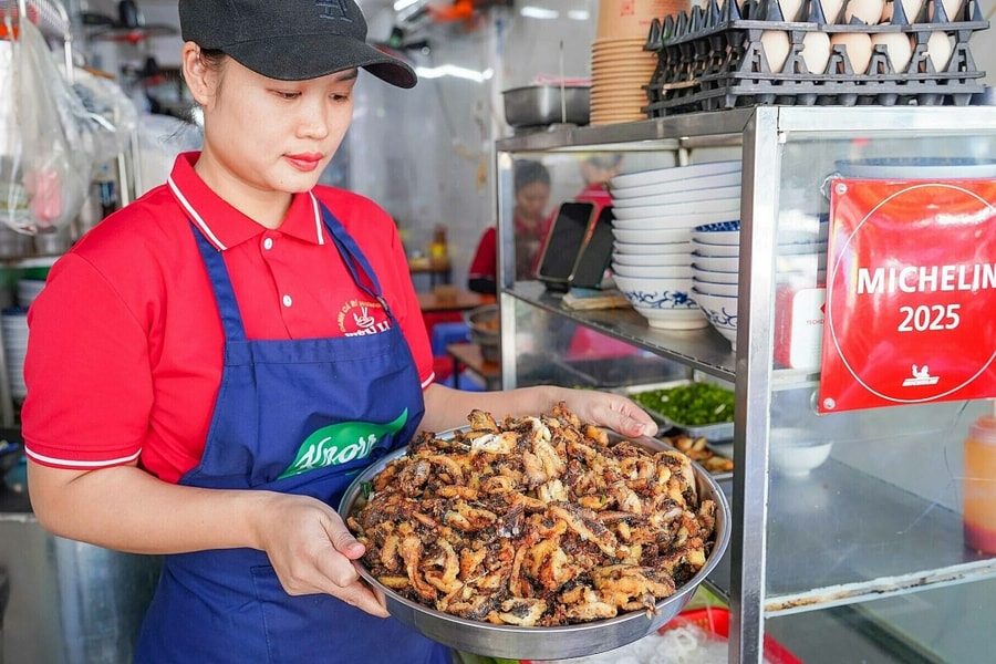 Hàng bún cá duy nhất trong danh sách Michelin ở Hà Nội