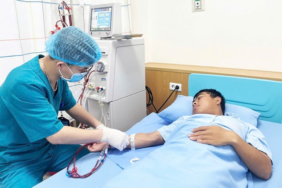 Suy thận giai đoạn cuối tuổi 20