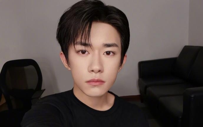 Ảnh đế Kim Kê trẻ nhất lịch sử