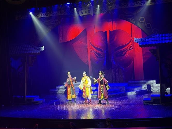 Vở tuồng 'Lửa cháy Phiên Ngung' diễn mở màn Liên hoan Tuồng và Dân ca kịch toàn quốc