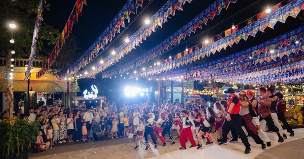 Phú Quốc chật kín khách những ngày Tết