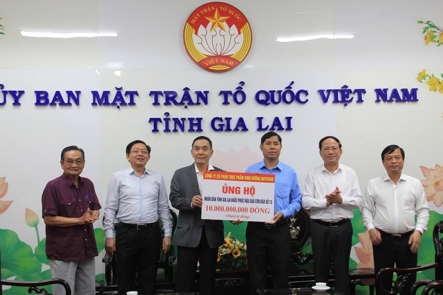 Nutifood trao 10 tỷ đồng hỗ trợ Gia Lai sau bão